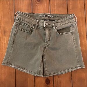 American Eagle Outfitters Army Green Super Stretch Denim Shorts Size 6